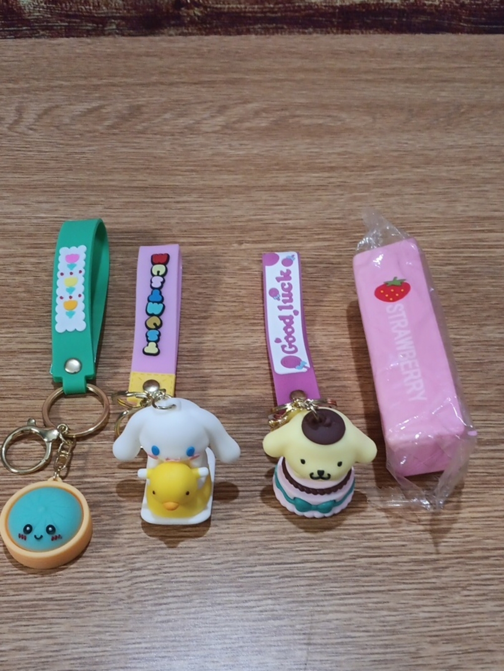 Cute Kaychain And Squishy Bundle